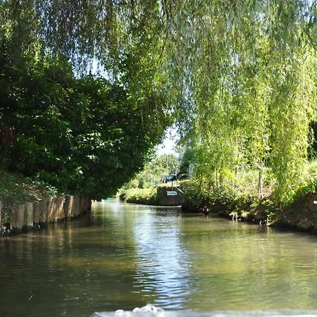 Acacia Casa de Férias Cherbonnieres (Charente-Maritime)