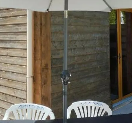 Acacia Cherbonnieres (Charente-Maritime)