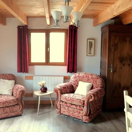 Acacia Casa de Férias Cherbonnieres (Charente-Maritime)